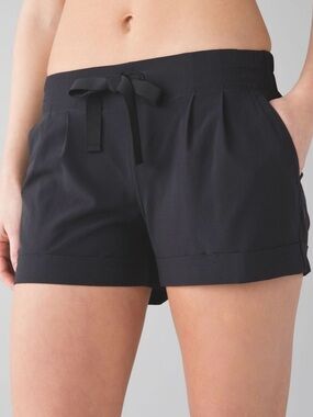 Lululemon Spring Break Away II Drawstring Shorts, Sz 4